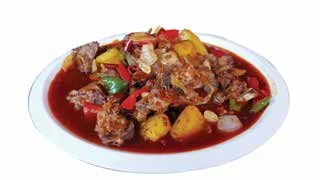 ريش خاروف مطبوخ مع البطاطا والخضار